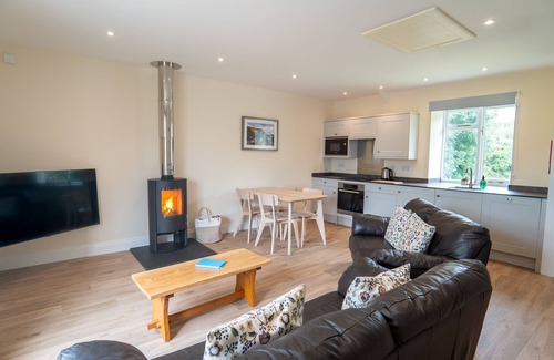 Boscastle Cottage | Fox Park Cottage - sleeps 4 guests in 2 bedrooms