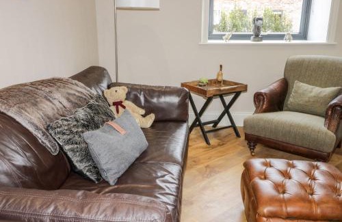 Mappleton House | Fox's Den