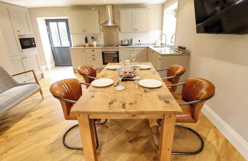Mappleton House | FOX'S DEN, pet friendly, character holiday cottage in Burton Pidsea