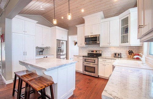 Novar Cottage | Fox Trot Cottage - Three Bedroom Cottage, Sleeps 6