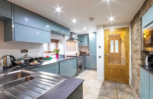 Chepstow Cottage | Foxes Reach - HW7421
