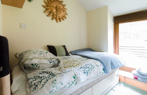 Abergavenny Cottage | Foxglove Cottage beautiful views of Clydach Gorge