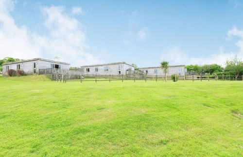 Holsworthy House | Foxglove Lodge