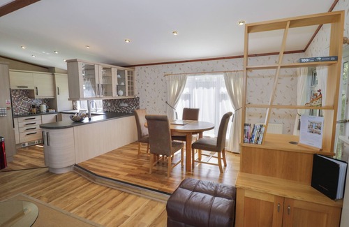 Eardisland Cottage | FOXGLOVE, pet friendly, with a garden in Eardisland