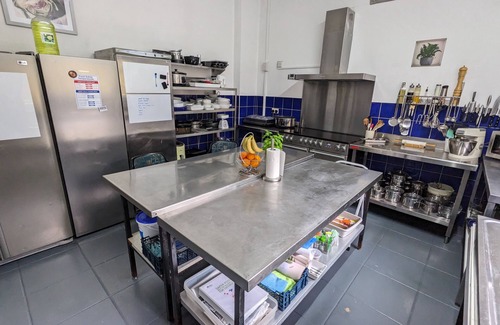 Shanklin House | Foxhills - a house that sleeps 16 guests in 8 bedrooms