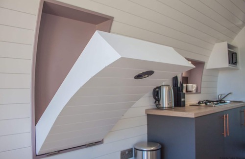 Pickering Cabin | Foxtail Glamping Pod - sleeps 2 | Gold Award winning