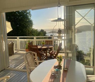 Ljungskile Villa | Fräknero
