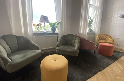 Frovi Hotel | Frövihotell