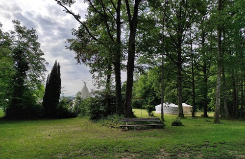 Eclaron-Braucourt-Sainte-Liviere Cabin | Wigwam les Étoiles Pour Toile de Fond