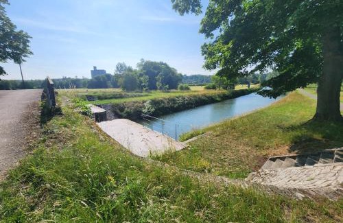 Beaujeu-Saint-Vallier-Pierrejux-et-Quitteur Apartment | La Couleuvre