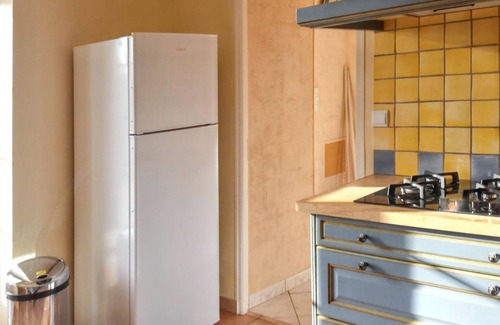 La Chapelle-Saint-Martin-en-Plaine House | Homerez - House in La Chapelle-St-Martin