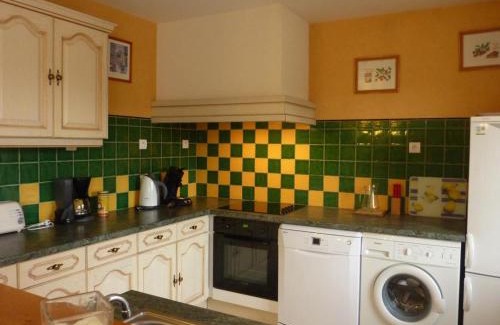 La Chapelle-Saint-Martin-en-Plaine House | Maison avec piscine privative, proche châteaux de la Loire, 3 chambres, animaux acceptés, WiFi inclus - FR-1-491-413