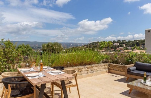 La Madrague Apartment | Hameau la Madrague by Interhome