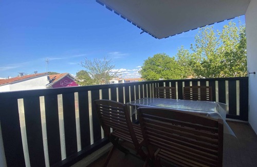 Boyardville Apartment | Seaside Apartment with Terrace and Parking, 700m from Beach - Saint-Georges-d'Oléron