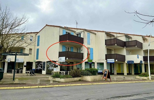 Boyardville Apartment | Seaside Apartment with Terrace and Parking, 700m from Beach - Saint-Georges-d'Oléron