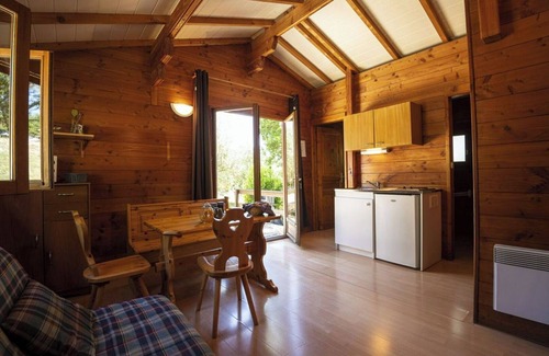 Saint-Jean-de-Maruejols-et-Avejan Ski Chalet | Chalets for 4 to 6 people