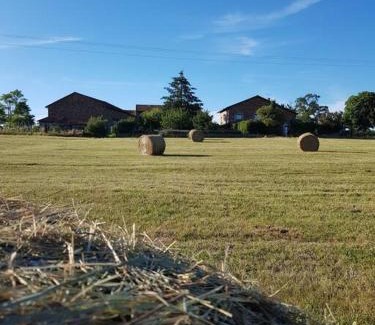 Saint-Jean-Saint-Maurice-sur-Loire House | Chez Arnaud sauna et jacuzzi