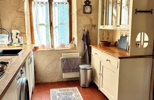 Saint-Martin-du-Vieux-Belleme House | La Percheronnelle Cozy little country house. Pet friendly