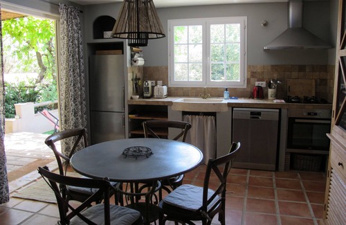 Saint-Maximin-la-Sainte-Baume Apartment | Charming gîte for 5 people with private heated swimming pool in St Maximin