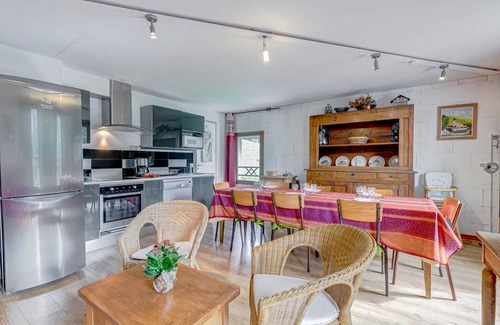Saint-Nicolas-la-Chapelle Apartment | 60 m² Apartment ∙ 2 bedrooms ∙ 7 guests