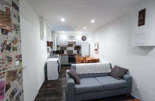 Saint-Remy-en-Bouzemont-Saint-Genest-et-Isson House | Petite maison atypique