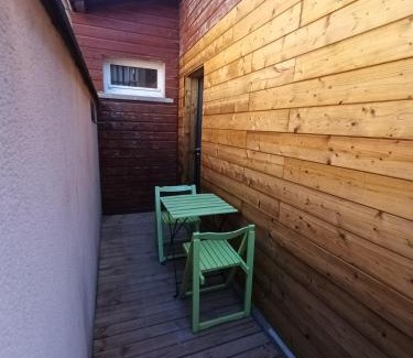 Saint-Remy-en-Bouzemont-Saint-Genest-et-Isson House | Petite maison atypique