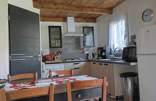 Saint-Sebastien-d'Aigrefeuille House | Quiet Les Poppies gîte on property with shared pool near Anduze.