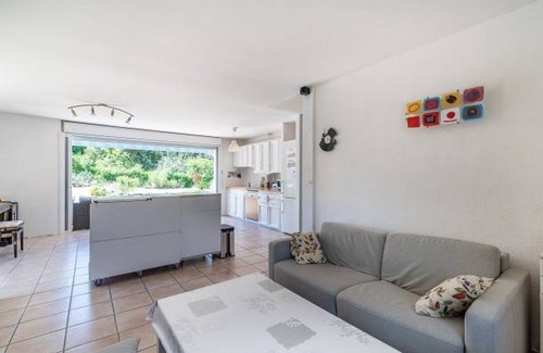 Sainte-Foy-d'Aigrefeuille House | 103 m² House ∙ 4 bedrooms ∙ 7 guests