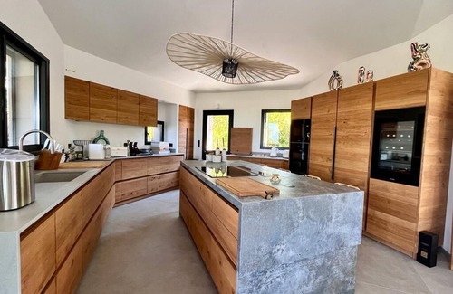 Cirendinu Villa | Luxurious Villa with sea view between the beaches of Saint Cyprien and Pinarello