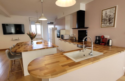 Villedieu-les-Poeles House | Family gite, SPA, games room with table soccer, pool table