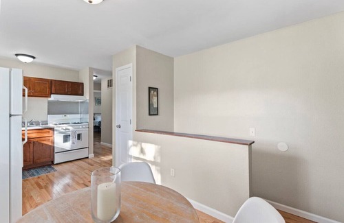 High Ridge House | Fragrance free - spacious Ranch -safe &quiet- 4 br 2 bath