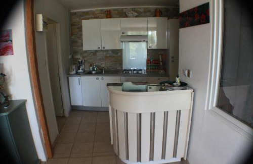 Saint-Priest House | Fraises des bois