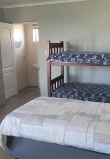 L'Agulhas House | Frances 10 Unit 2