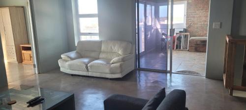 L'Agulhas House | Frances 10 Unit 2