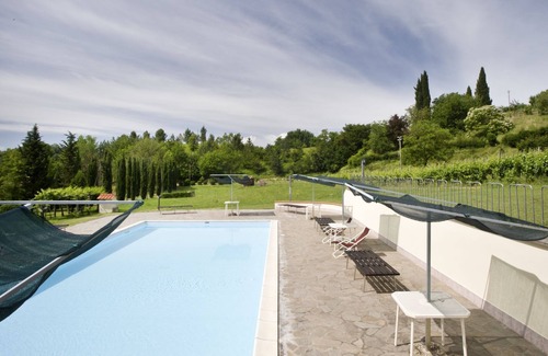 Cicogna House | Francesca, a Peaceful Retreat in 1800's Botanical Park