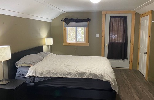 Georgian Bluffs House | Francis Lake Cottage