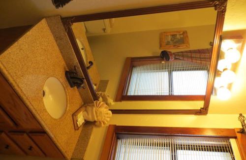 Tahoe Vista Cabin | Franciscan Lodge