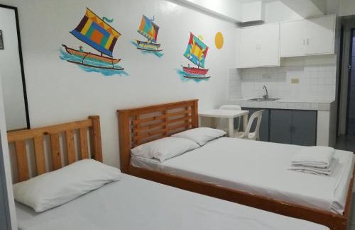 Moonwalk Apartment | Frank Lloyd Apartelle