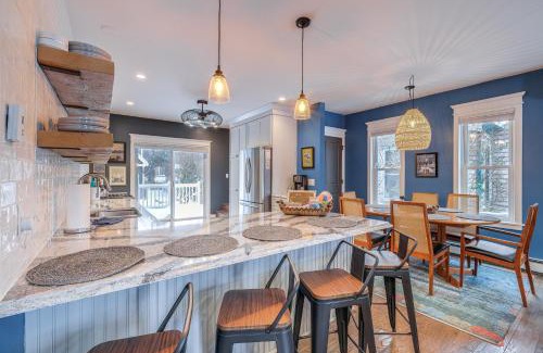 Frankfort House | Frankfort Vacation Rental Less Than 1 Mi to Lake Michigan!