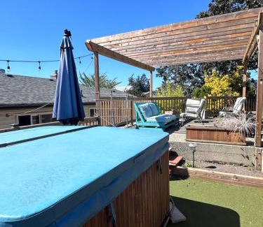 Langford Apartment | Frankies Westshore Hideaway