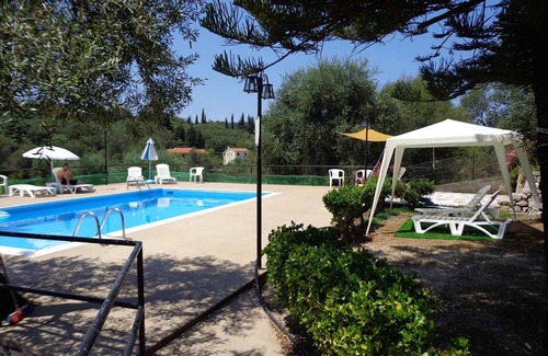 Agios Spyridon Corfu Apartment | Frankis Apartment 7 Agios Spyridonas Perithia