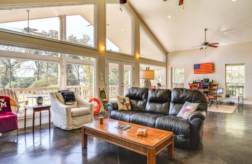 Franklin House | Franklin Home with Water Views Outdoor Dining Area!