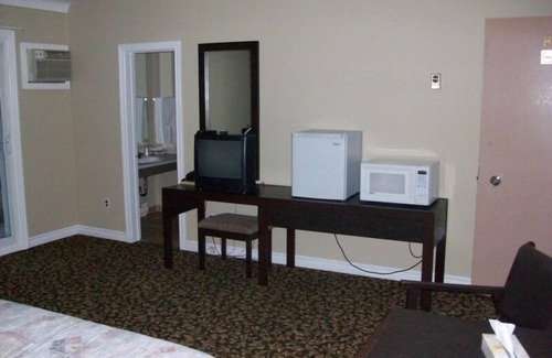 North Bay Hotel | Franklin Motel & Trailer Park