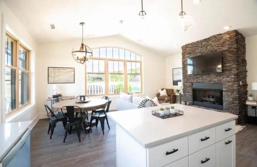 Blowing Rock House | Franklin on Main