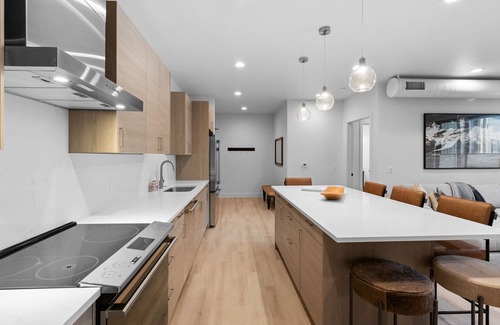 Big Sky Condo | FRANKLIN TOWN CENTER