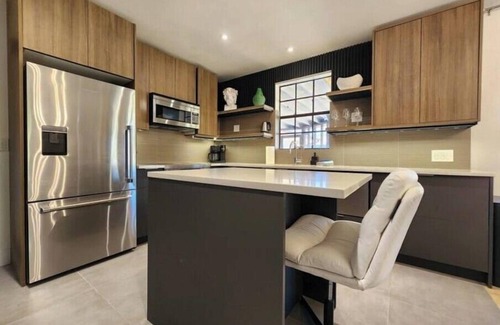 Indialantic House | Franklyn Luxe - 2 min walk to Beach & Dining