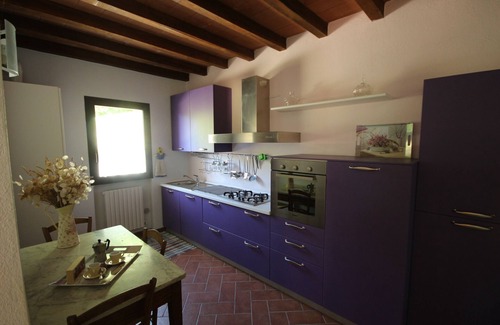 Carpineti House | FRASCANERA ESTATE OASIS OF PEACE WITH GARDEN AND SWIMMING POOL FOR EXCLUSIVE PRIVATE USE