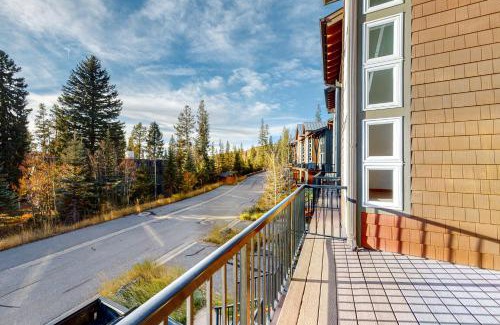Rendezvous House | Fraser Fantasy