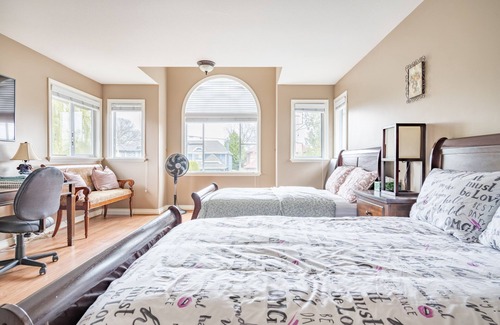 Richmond Bed & Breakfast | Fraser River Richmond Bed & Breakfast