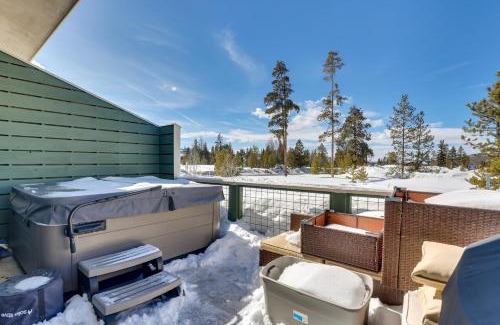 Rendezvous House | Fraser Vacation Rental - Shuttle to Winter Park!